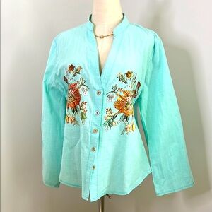 Perfect summer shirt light and breezy